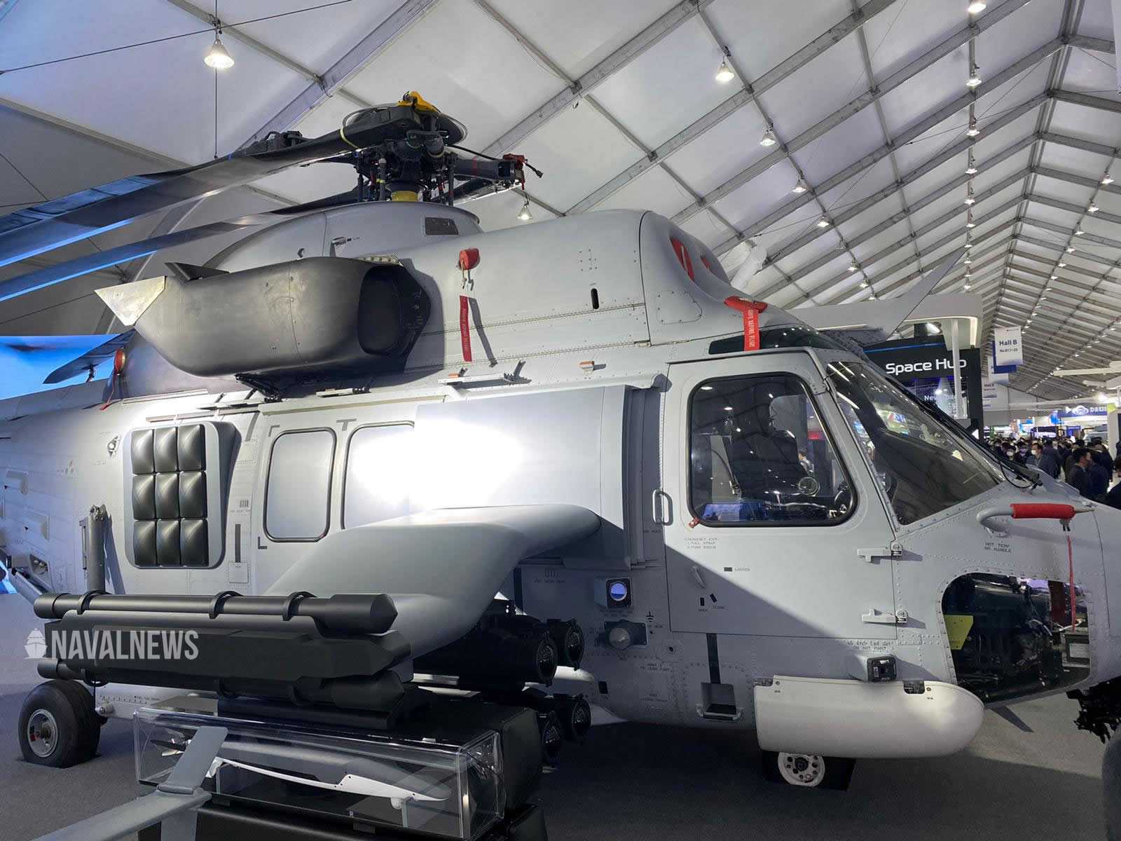 Корейцы показали макет нового боевого вертолета Marine Attack Helicopter, вооруженного опционально ударными беспилотниками
