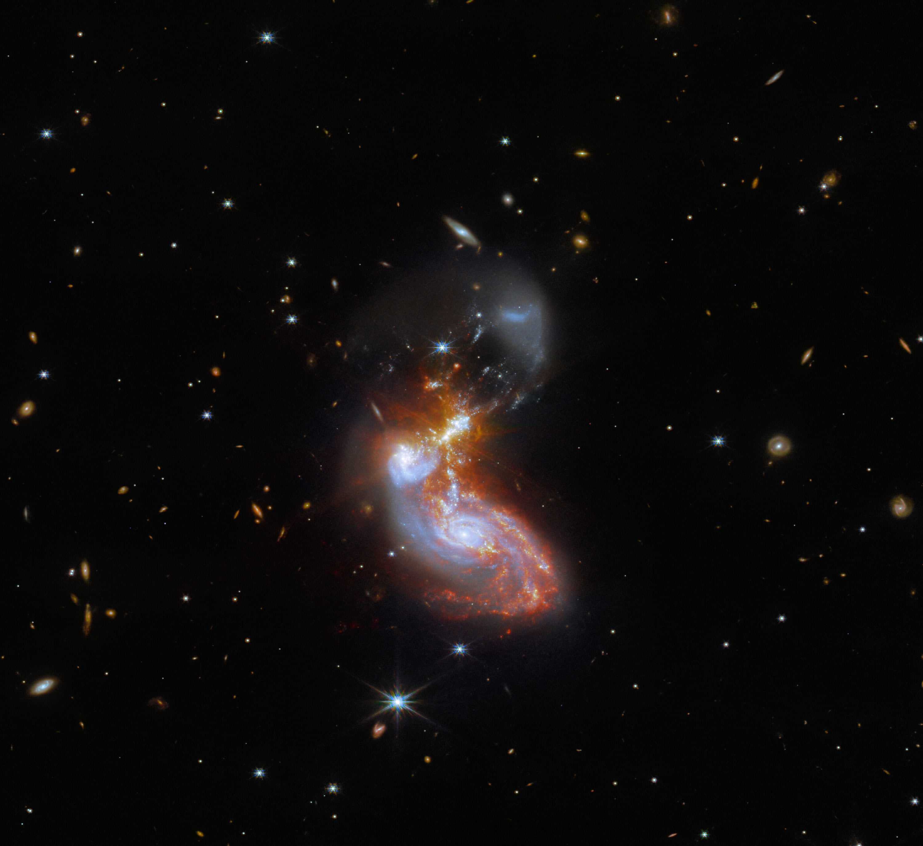 «Джеймс Уэбб» получил изображение пары сливающихся галактик II ZW 96