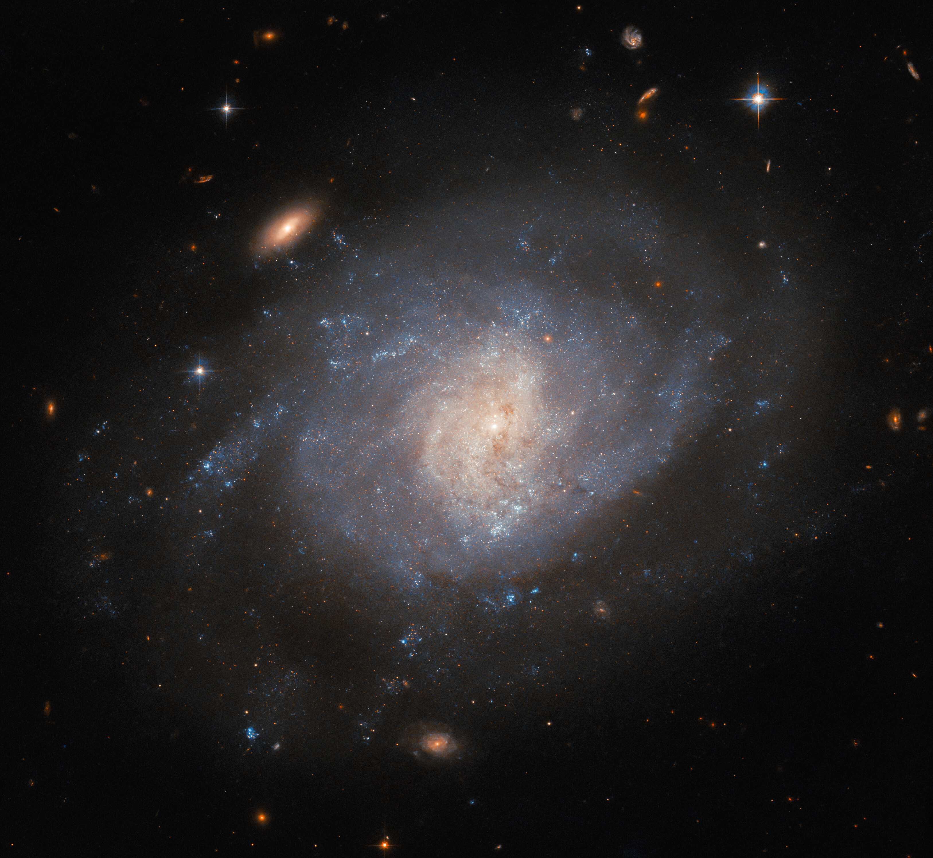 Телескоп «Хаббл» запечатлел остатки сверхновой SN 2005ad