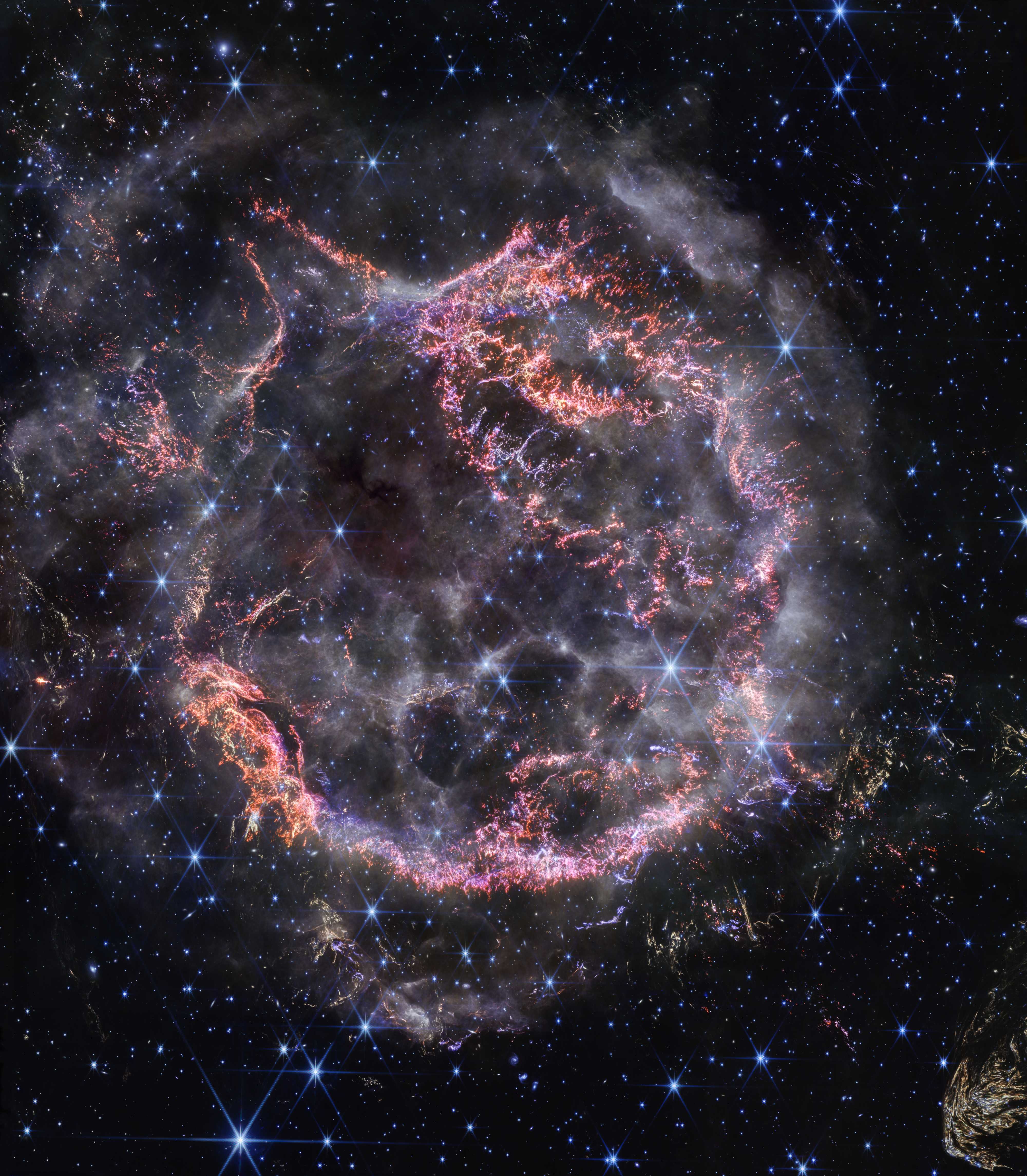 «Джеймс Уэбб» получил детальное изображение остатка сверхновой Кассиопея А