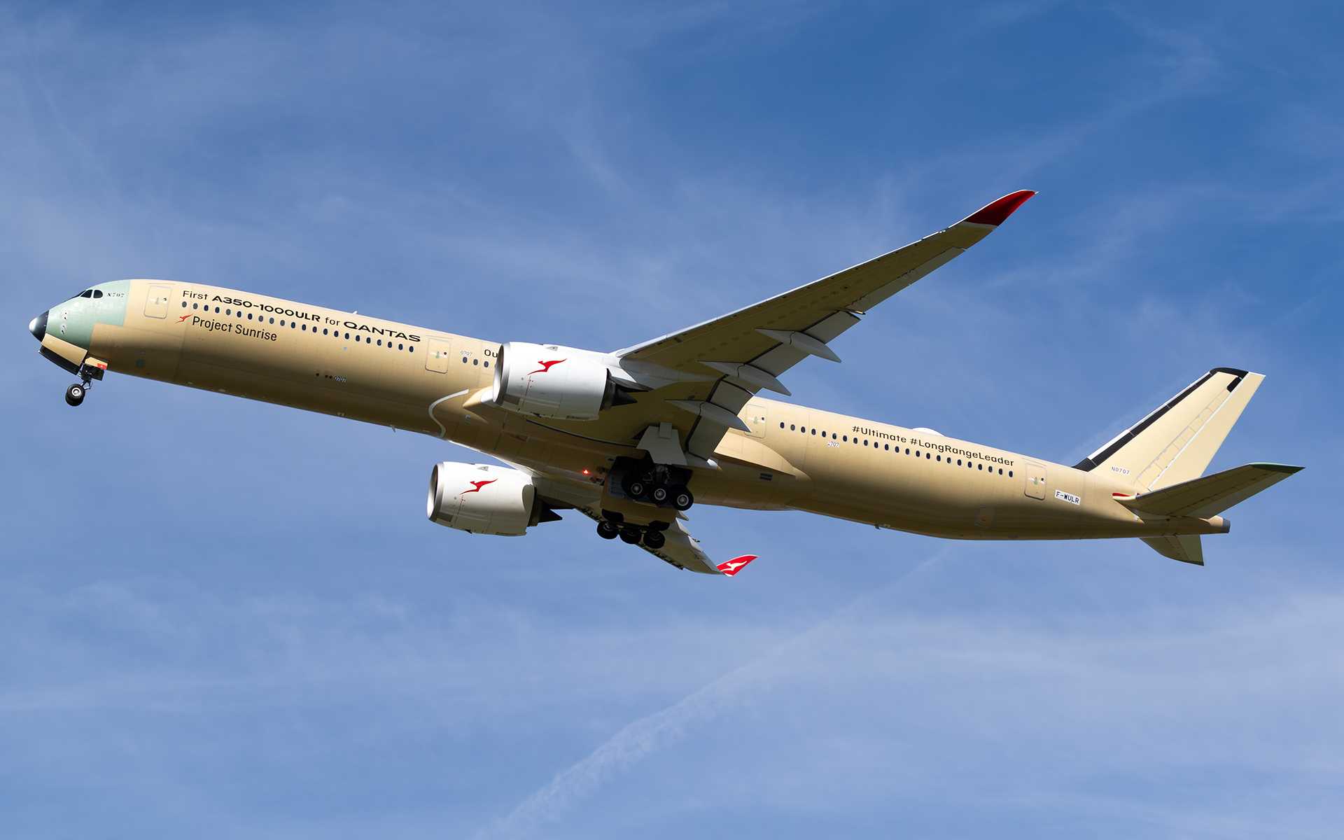 Сутки без посадки: Airbus A350-1000ULR установил новый рекорд дальности полета Сутки без посадки: Airbus A350-1000ULR установил новый рекорд дальности полета
