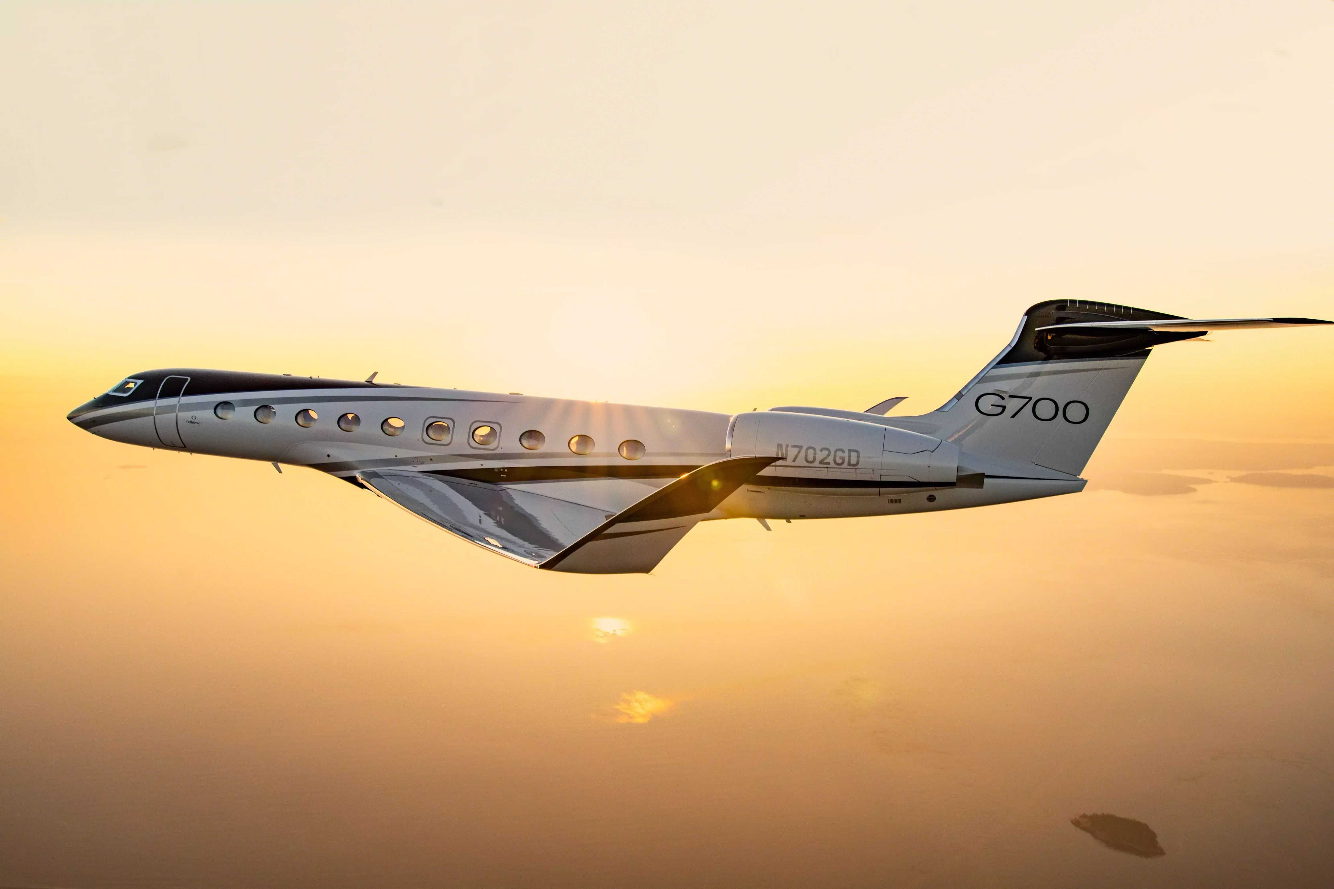 Бизнес-джет Gulfstream G700 Бизнес-джет Gulfstream G700 установил новый рекорд скорости